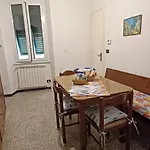 A Ca Der Grillo * Vernazza